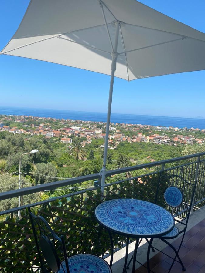 B&B Il Tramonto Capo d'Orlando Bagian luar foto